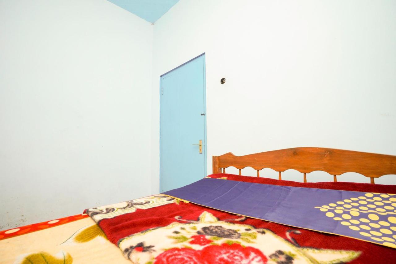 Spot On 2126 Bromo Indah Homestay Probolinggo Zewnętrze zdjęcie